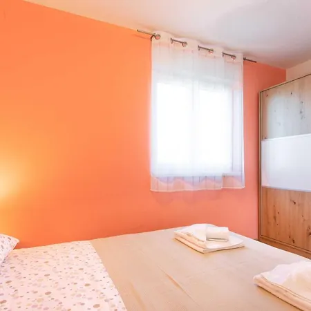 Salvagno Apartment *